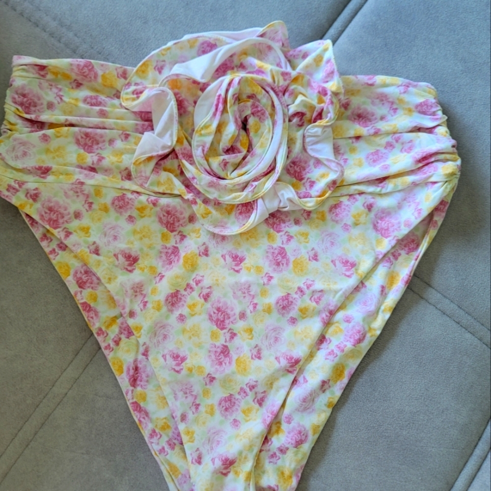 Swimming Suite - image 6